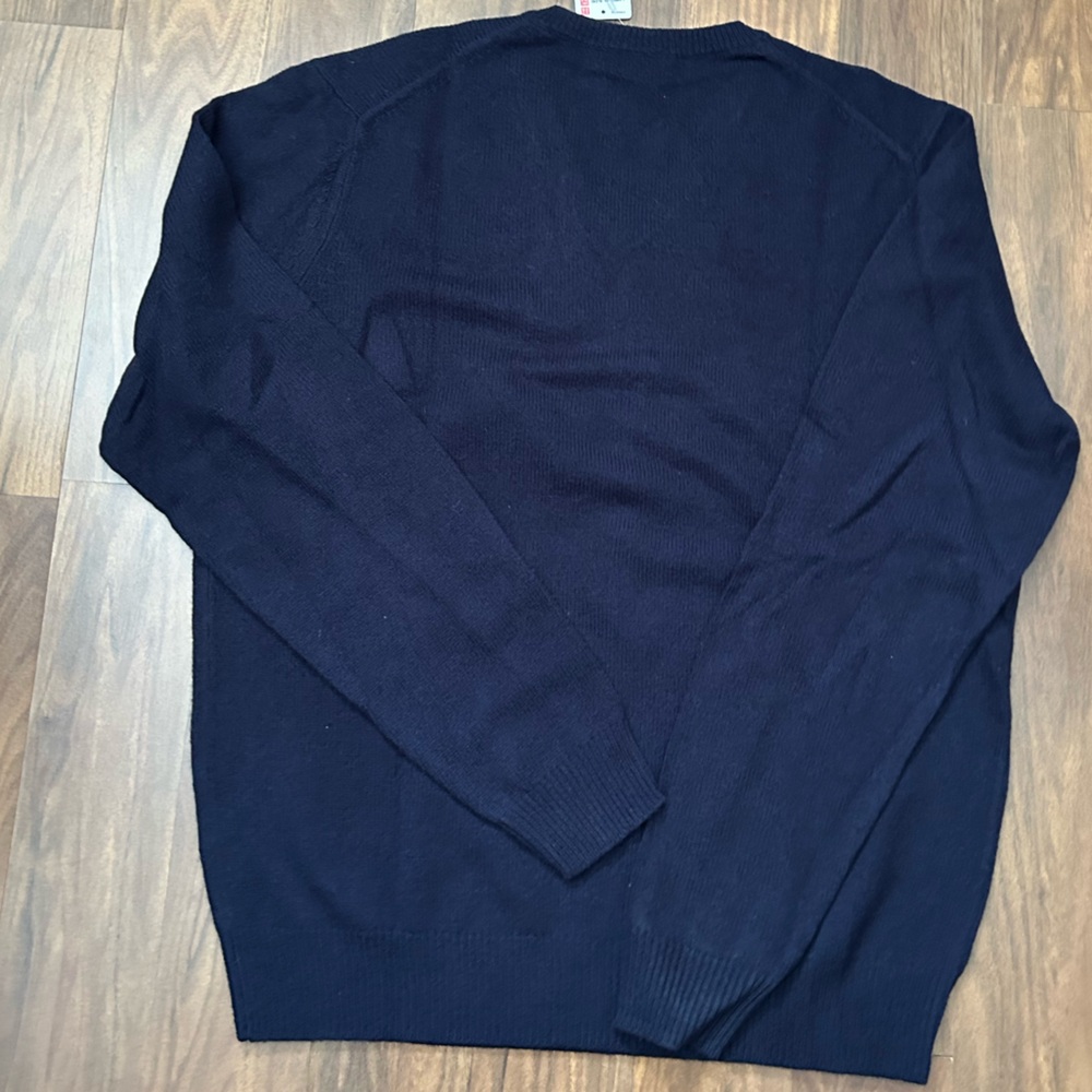 UNIQLO Men's Lambs wool Blend V Neck Navy Sweater Size L - Picture 8 of 9